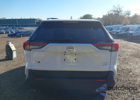 2025 Toyota Rav4 Xle из США, поврежденный, VIN 2T3P1RFV4SC496486